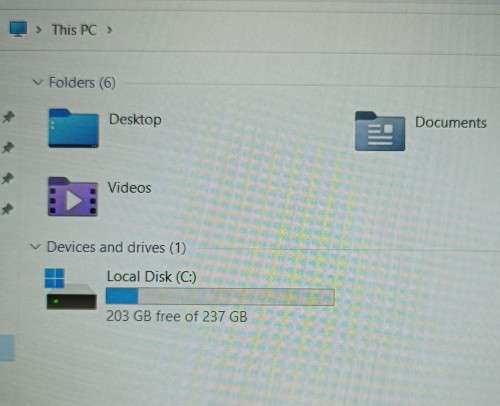Huawei MateBook D15, 10th Gen i3-10110U,8GB RAM,256GB SSD,15.6` FHD Display, Mint Condition
