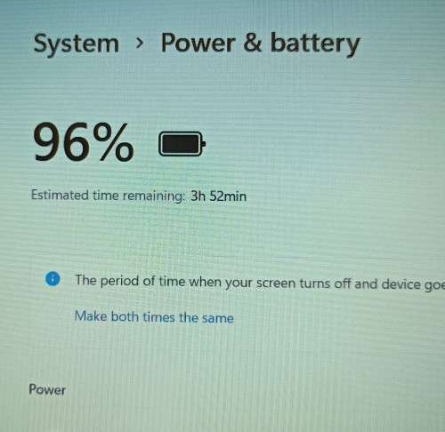 HP EliteBook 850 G3, Intel i7-6600U@2.81GHz, Radeon R7-M365X GPU, 8GB RAM, 256GB m.2 SSD, 15` FHD