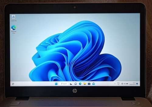 HP EliteBook 840 G3, Intel i5-6200U@2.3GHz, 8GB RAM,14` FHD Display, 128GB SSD, 500GB HDD, Win11