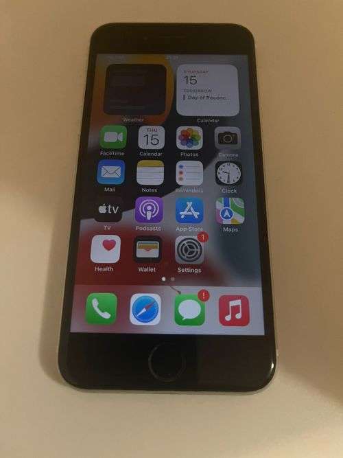 I PHONE SE 2020  256GB 82% BATT HEALTH