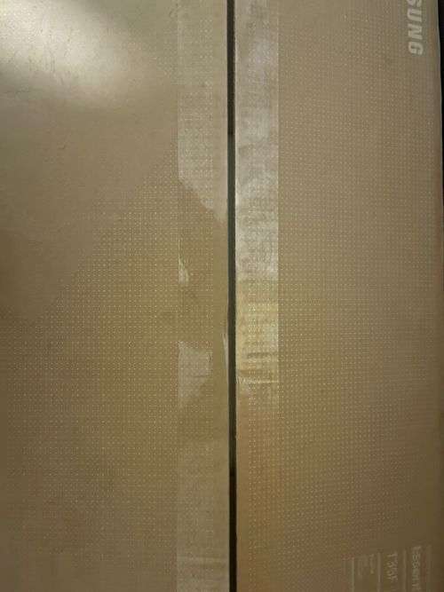 New Sealed in box Samsung LF24T350F 24` FHD IPS Monitor, 75Hz Refresh rate, AMD FreeSynch compatible