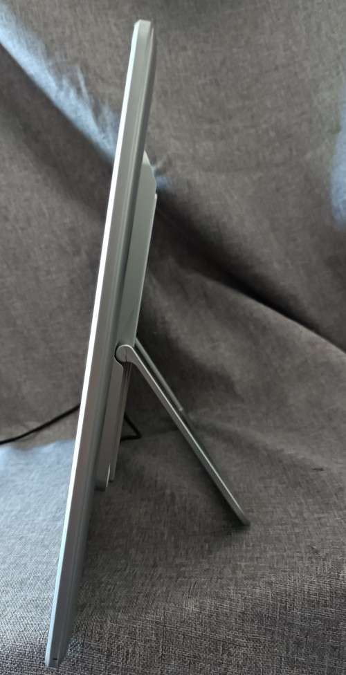 Connex L1730 17.3` HDTouchScreen All-In-One PC with internal battery back-up,wireless keyboard&mouse