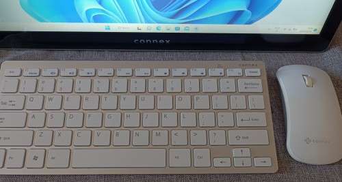 Connex L1730 17.3` HDTouchScreen All-In-One PC with internal battery back-up,wireless keyboard&mouse