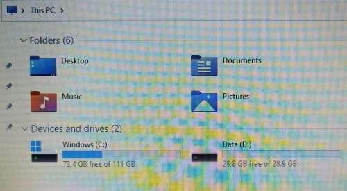 Connex L1730 17.3` HDTouchScreen All-In-One PC with internal battery back-up,wireless keyboard&mouse