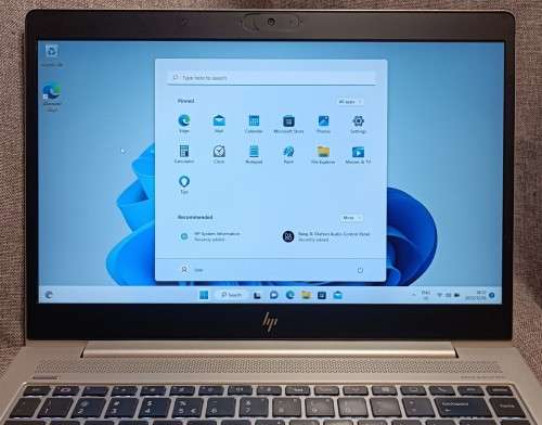 HP EliteBook 840 G5, Intel i7-7500U@2.9GHz, 16GB RAM, 512GB NVMe SSD, 14` FHD Display, Win 11 Pro