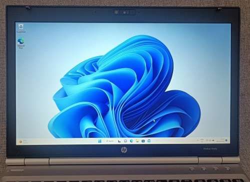 HP EliteBook 8560p, Intel i7-2620M@2.7GHz, Radeon HD 6470 Graphics, 8 GB RAM, 256GB SSD, 15.6` HD