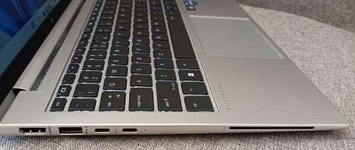 12th Gen HP  830 G9, CORE I7,16GB,512GB SSD With intel [R] 7560 R+ LTE-Advanced Pro New Sealed