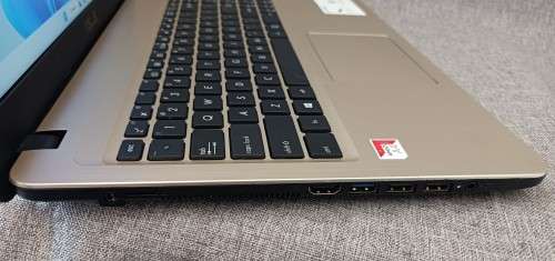 Asus VivoBook 15 X540BA, AMD A4-9125 Radeon R3, 4GB RAM, 1TB HDD, 15.6` HD Display, Windows 11