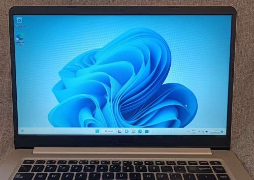 ASUS X510UA 15.6` Display, 7th Gen i5-7200U@2.5GHz, 8GB RAM, 128GB m.2 SSD, 1TB HDD, New Battery