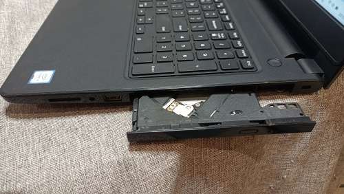 Dell Inspiron 15 3567, 7th Gen i5-7200U@2.5GHz, 8GB RAM, 240GB SSD, 15.6` HD Display, Windows 11