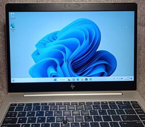 HP EliteBook 840G5, 7th Gen Intel i7-7500U@2.7GHz, 16GB RAM, 256GB NVMe SSD, 14` FHD Display, Win11