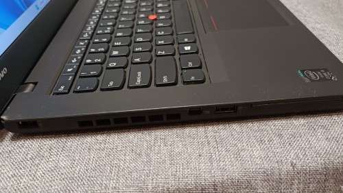 Lenovo ThinkPad T450, Intel i5-4300U@1.9GHz, 8GB RAM, 240GB SSD, 14` HD Display (1600x900), Win11