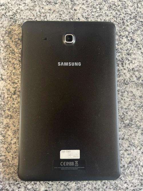 SAMSUNG TAB E WIFI and 4G