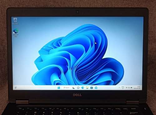 Dell Latitude 5480, 6th Gen Intel i5-6300U@2.4GHz, 8GB RAM, 256GB m.2 SSD, 14` FHD Display, New Batt