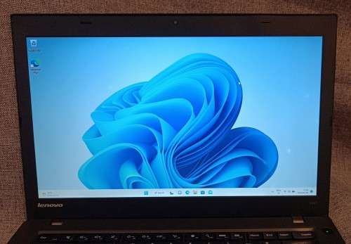 Lenovo ThinkPad T440, Intel i5-4300U@1.9GHz, 8GB RAM, 120GB SSD, 14` 1600x900 Display, Win11