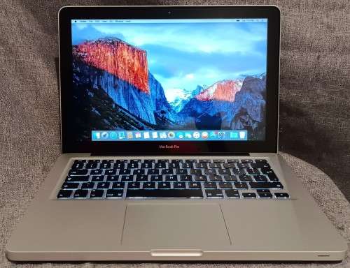 Mint in Box As New Apple MacBook Pro 13`  Mid 2012, i5@2.5GHz, 4GB RAM, 500GB HDD, Optical Drive