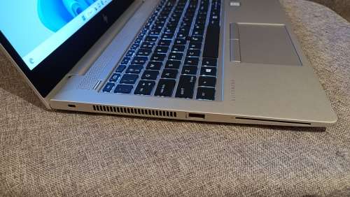 HP EliteBook 840 G5, Intel i7-7500U@2.7GHz, 16GB RAM, 256GB m.2 SSD, 14` FHD Display, Windows 11
