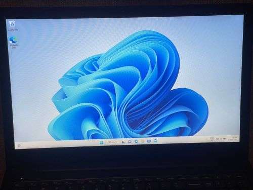 LENOVO V330-151KB I5 8TH GEN 12GB RAM 240GB SSD