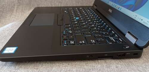 Dell Latitude 5470, Intel i5-6300U@2.4GHz, 16GB RAM, 256GB m.2 SSD, 14` HD Display (1366x768) Win 11