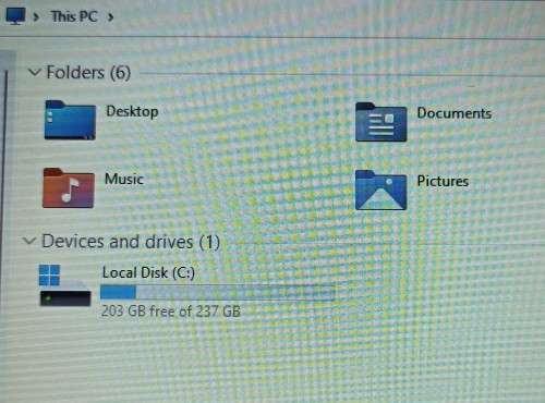 Dell Latitude 5470, Intel i5-6300U@2.4GHz, 16GB RAM, 256GB m.2 SSD, 14` HD Display (1366x768) Win 11