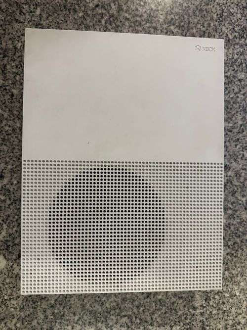 XBOX BOX ONE S 1TB WITH 2 CONTROLLERS and 2 GAMES