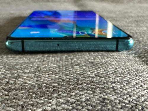 HUAWEI P30 DUAL SIM MINT CONDITION