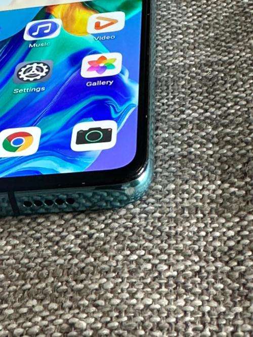 HUAWEI P30 DUAL SIM MINT CONDITION