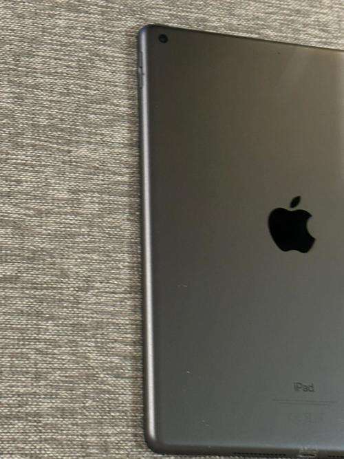 IPAD  7TH GEN A2197 32GB WIFI