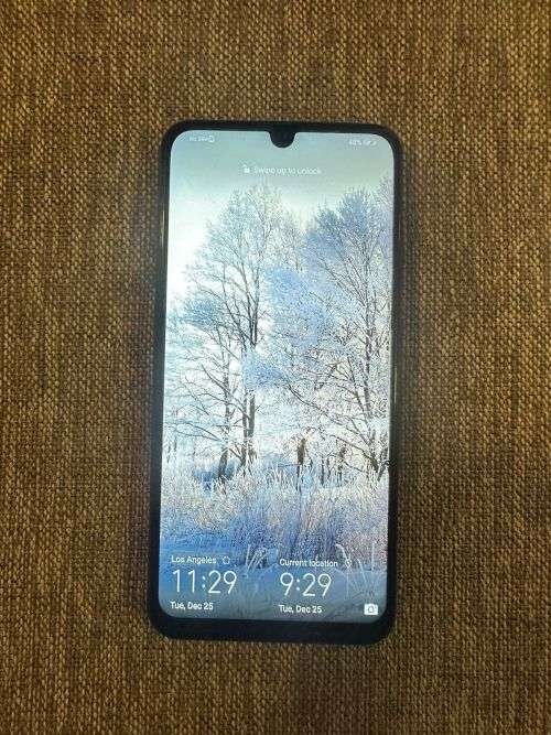 HUAWE P SMART 2019 SINGLE SIM  64GB MINT
