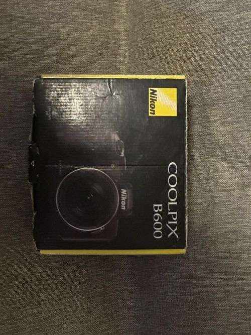 Nikon Coolpix B600 Digital Camera Mint Condition