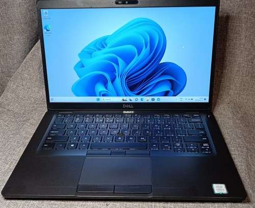 Dell Latitude 5400, 8th Gen i5-8265U, 16GB RAM, 256GB NVMe SSD, 14` FHD Display, Windows 11