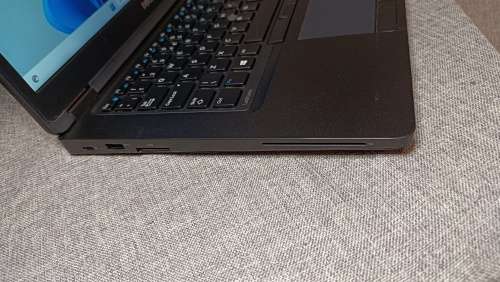 Dell Latitude 5480, Touch Screen, Intel i5-6300U@2.4GHz, 12GB RAM, 256GB m.2 SSD, 14` FHD Display