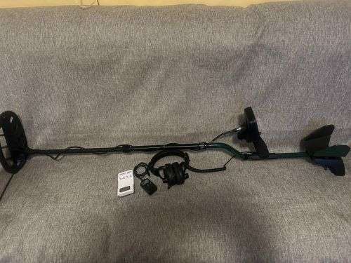 Teknetics T2 Metal Detector with 5-Inch and 11-Inch DD Coils As new Retail 25k