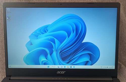 Acer Aspire 3 A315-22, AMD A4-9120e Radeon R3 @1.5GHz, 12GB RAM, 128GB NVMe SSD, 1TB HDD, 15` FHD