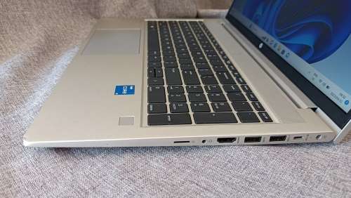 HP ProBook 450 G8 , 15.6` Notebook - 11th Gen Intel Core i5-1135G7, 256GB SSD, 8GB RAM, Windows 11