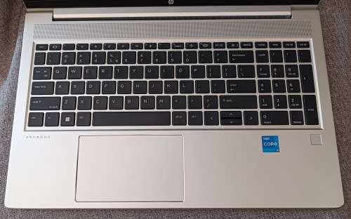 HP ProBook 450 G8 , 15.6` Notebook - 11th Gen Intel Core i5-1135G7, 256GB SSD, 8GB RAM, Windows 11