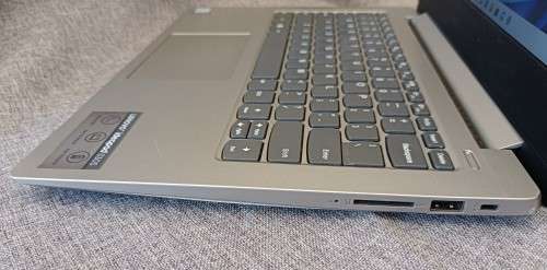 Lenovo IdeaPad 330s-14IKB, Intel 8th Gen i5-8250U@1.6GHz, 12GB RAM, 512 GB m.2 SSD, 14` HD Display