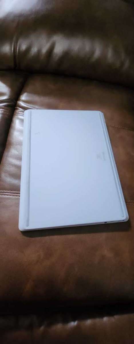 MICROSOFT SURFACE TOUCH  LAPTOP GO 10TH GEN i5 128GB SSD MINT