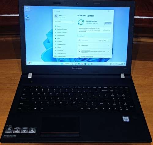 Lenovo E51-80, Intel  i5-6200U@2.3GHz, 15.6` HD Anti-Glare (1366x768) Display, 8GB RAM, 500GB SSD