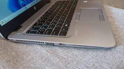 HP EliteBook 840G3, 14` WQHD 2K Display, intel i7-6500U@2.5GHz, 8GB RAM, 256GB m.2 SSD, Win11