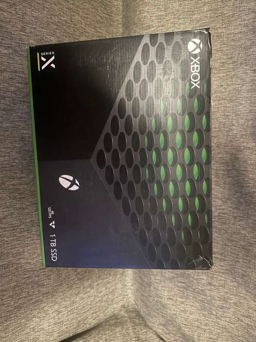 X BOX ONE  SERIES X 1TB SSD 1 CONTROLLER MINT AS NEW CONDITION
