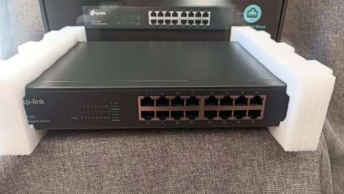 New in Box TP-Link TL-SG1016D, 16 Port GigaBit Unmanaged Switch