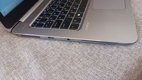 HP EliteBook Folio 1040 G3, i7-6600U@2.6GHz, 8GB RAM, 512GB m.2 SSD, 14` FHD Display, Win 11