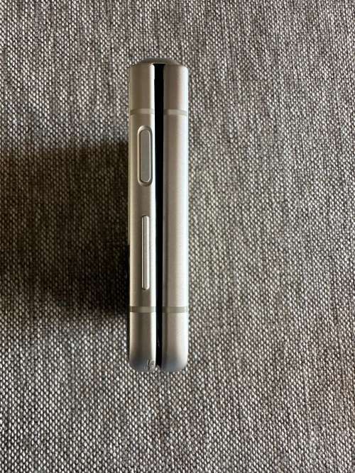 Samsung Galaxy Z Flip 3 5G {256GB, Dual   Sim,Cream }