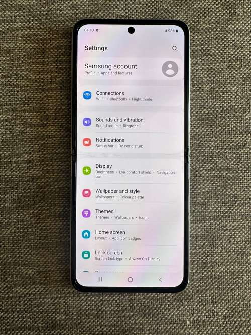 Samsung Galaxy Z Flip 3 5G {256GB, Dual   Sim,Cream }
