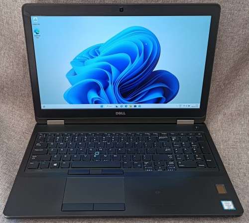 Dell Latitude E5570, Radeon R7-M370 GPU, i7-6820HQ@2.7GGHz, 16GB RAM, 256GB m.2 SSD,15` FHD Display
