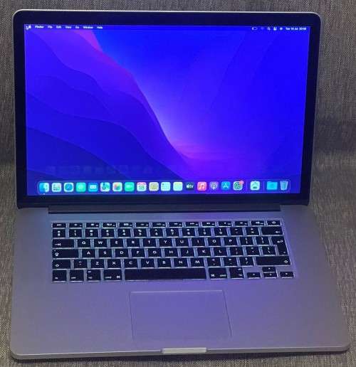 Apple MacBook Pro Retina 15` mid 2015, Intel i7 Quad Core@2.2GHz, 16GB RAM, 251GB SSD, macOS Monter