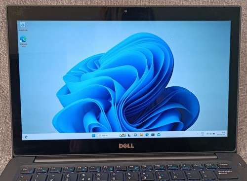 Dell 7280 TouchScreen UltraBook, Intel i5-6300U@2.5GHz, 16GB RAM, 256GB m.2 SSD, 12.5` FHD Display