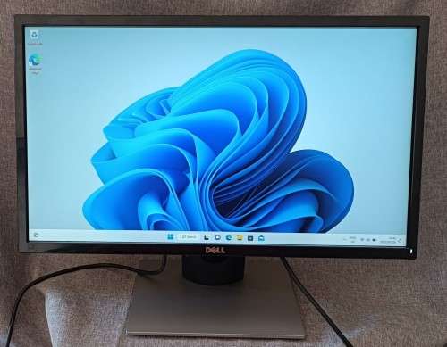 DELL SE2416H - 60.47cm (23.8`) (1920x1080) FHD LED Monitor, 16:9, VGA, HDMI, Tilt