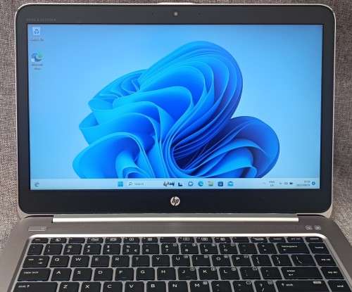HP EliteBook Folio 1040 G3, i7-6600U@2.6GHz, 8GB RAM, 256GB m.2 SSD, 14` FHD Display,